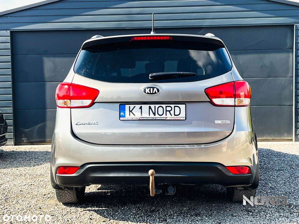 Kia Carens 1.6 GDI L - 9