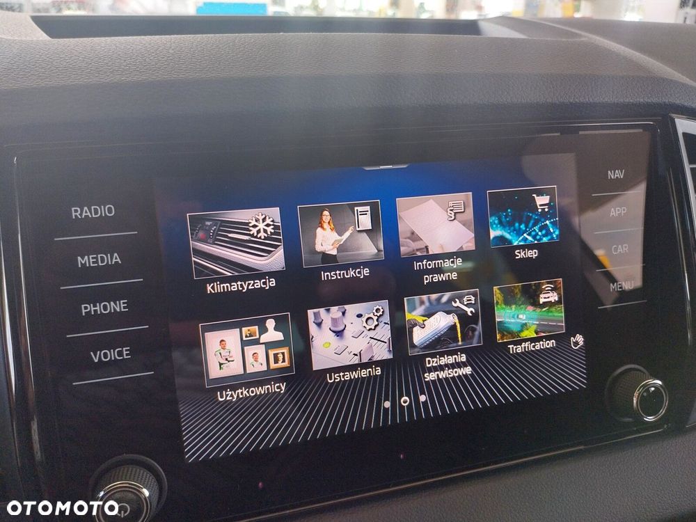 Skoda Karoq 1.5 TSI ACT Sportline DSG - 20