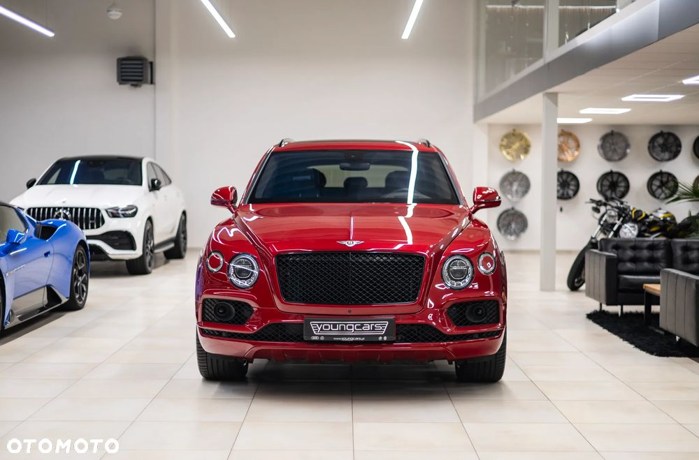 Bentley Bentayga - 3
