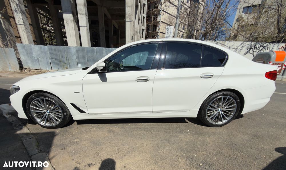BMW Seria 5 520d xDrive Aut. Sport Line - 2