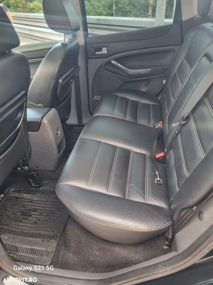FORD Kuga 2011 — imagine 4