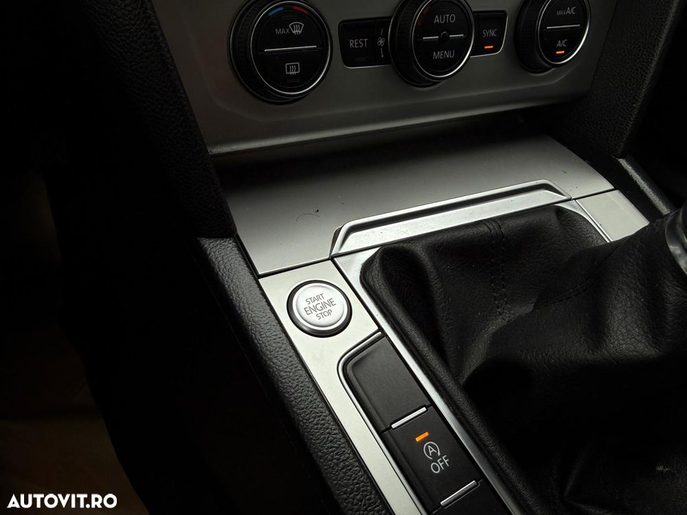 Volkswagen Passat 2.0 TDI (BlueMotion Technology) Highline - 25