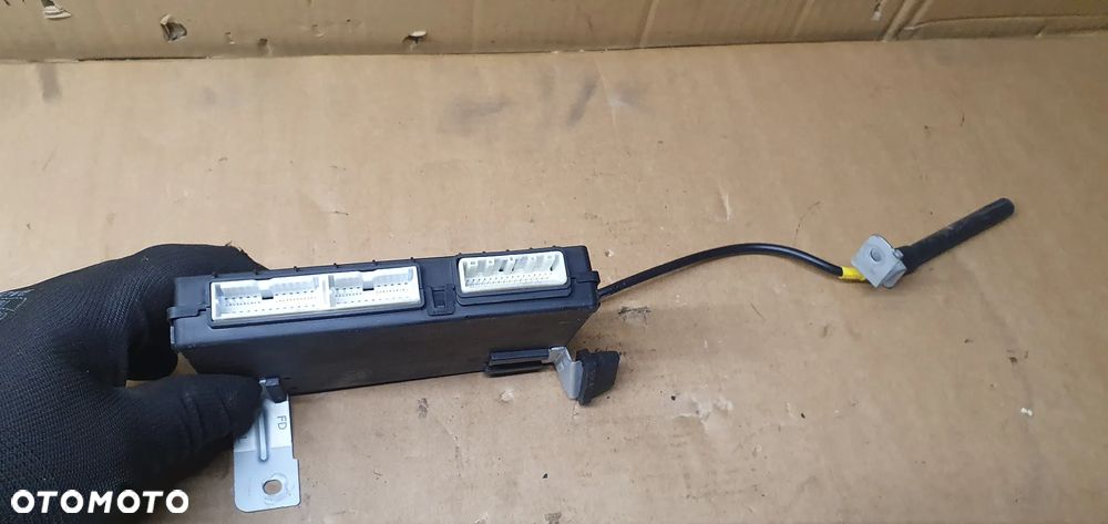 Moduł sterownik ASSY BCM Hyundai I30 I 95400-2R001 - 3