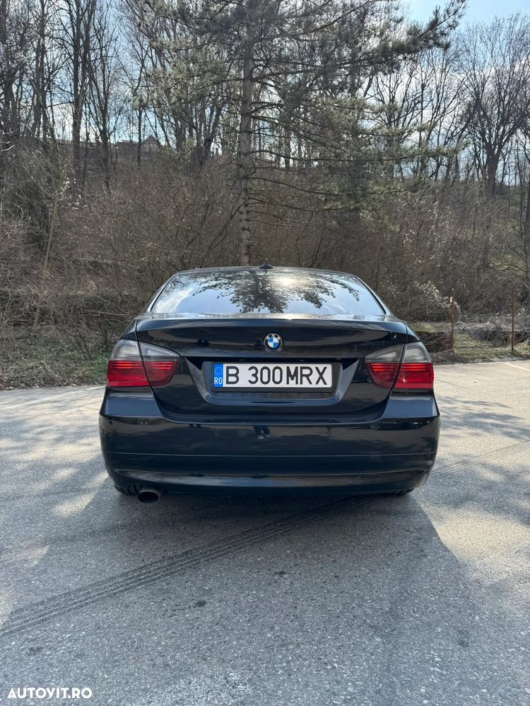 BMW Seria 3 320d - 5