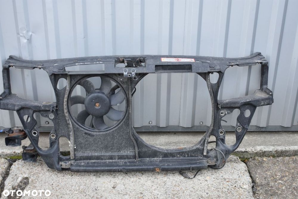 PAS PRZEDNI AUDI A4 B5 1.6B