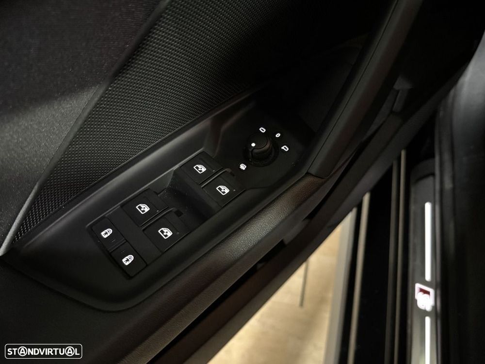 Audi A3 Limousine 30 TFSI S line S tronic - 15