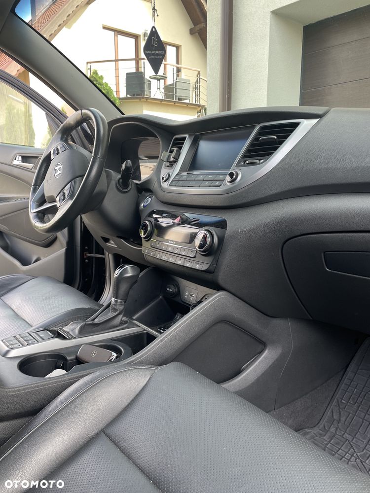 Hyundai Tucson - 8