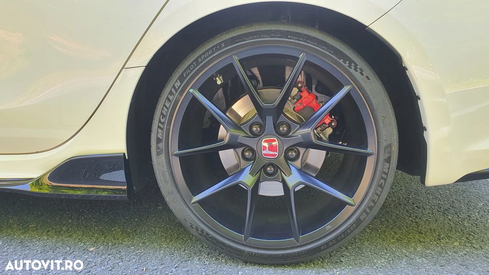 Honda Civic 2.0 VTEC Turbo Type R - 26