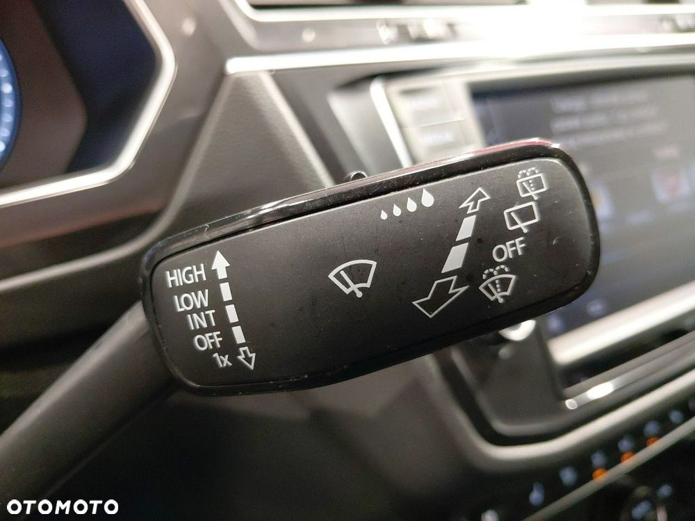 Volkswagen Tiguan - 27