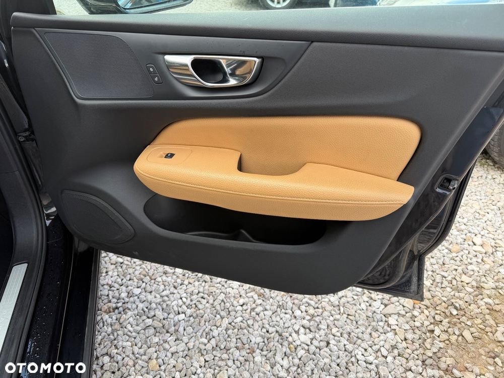 Volvo S60 T4 Inscription - 34