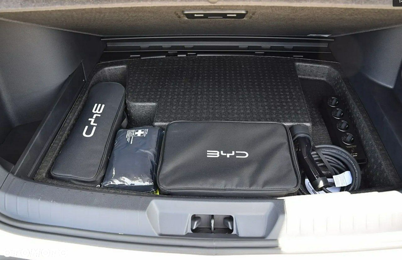 BYD Seal U - 13