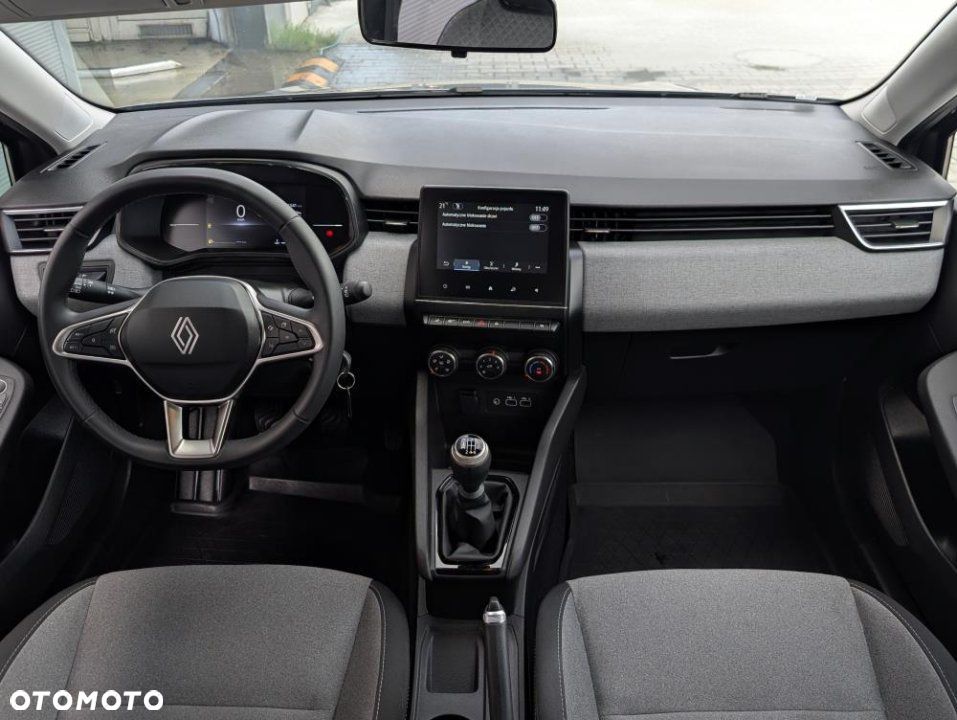 Renault Clio - 27