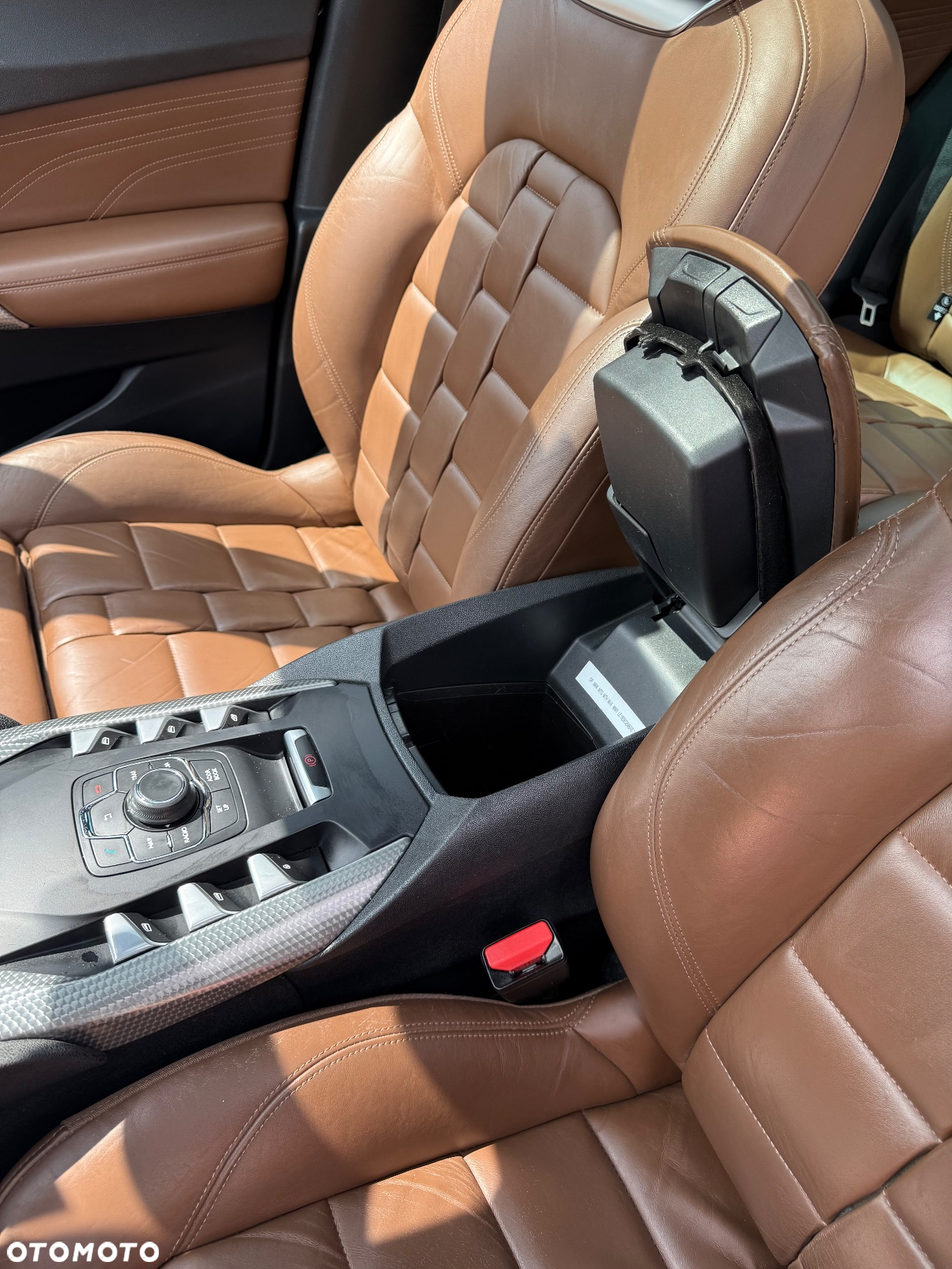 Citroën DS5 Hybrid4 EGS6 Pure Pearl - 26