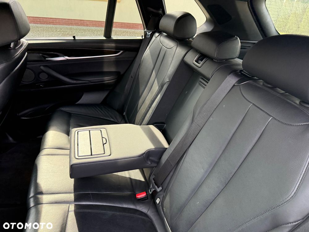 BMW X5 xDrive50i - 5