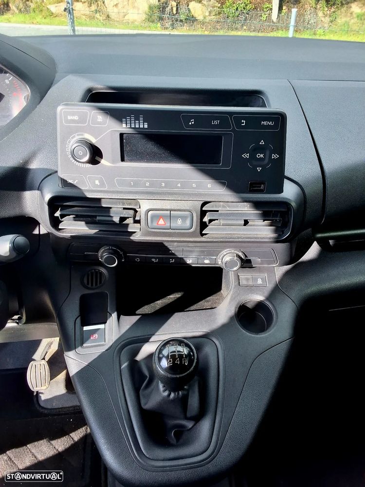 Peugeot Partner - 8