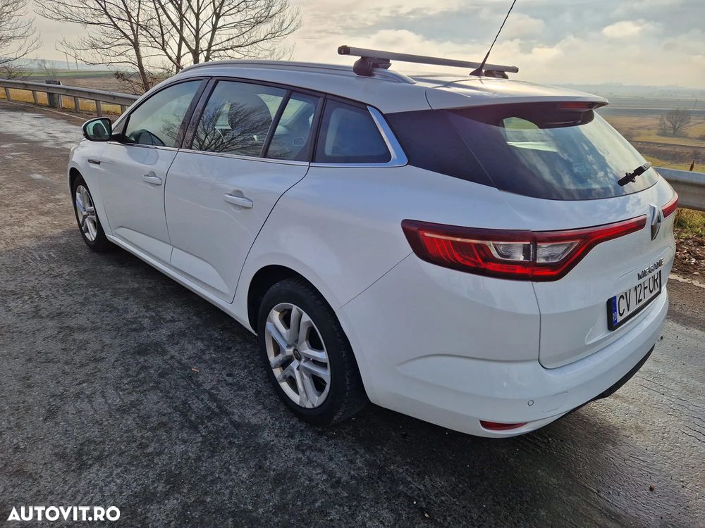 Renault Megane Blue dCi 116 Intens - 4