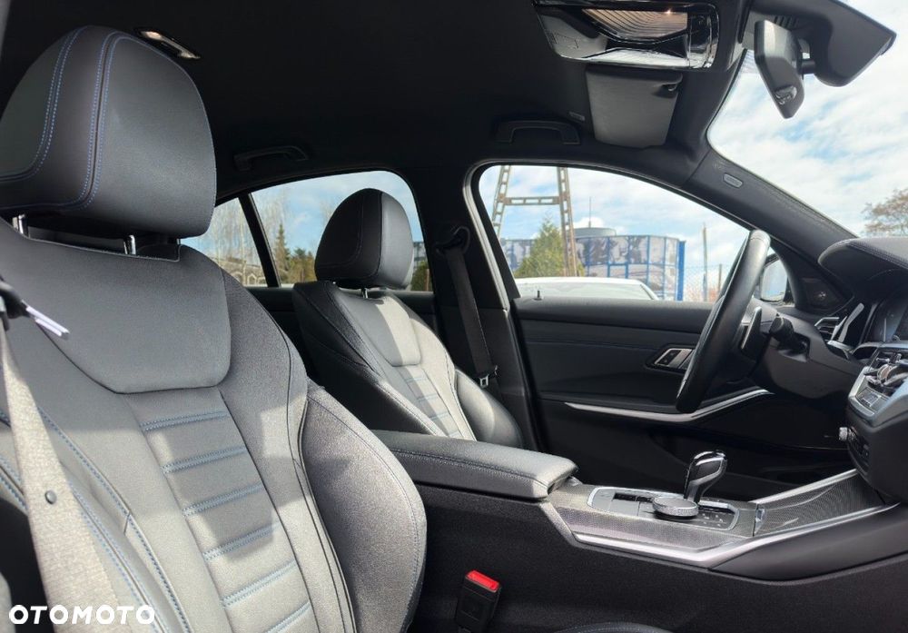 BMW Seria 3 - 23