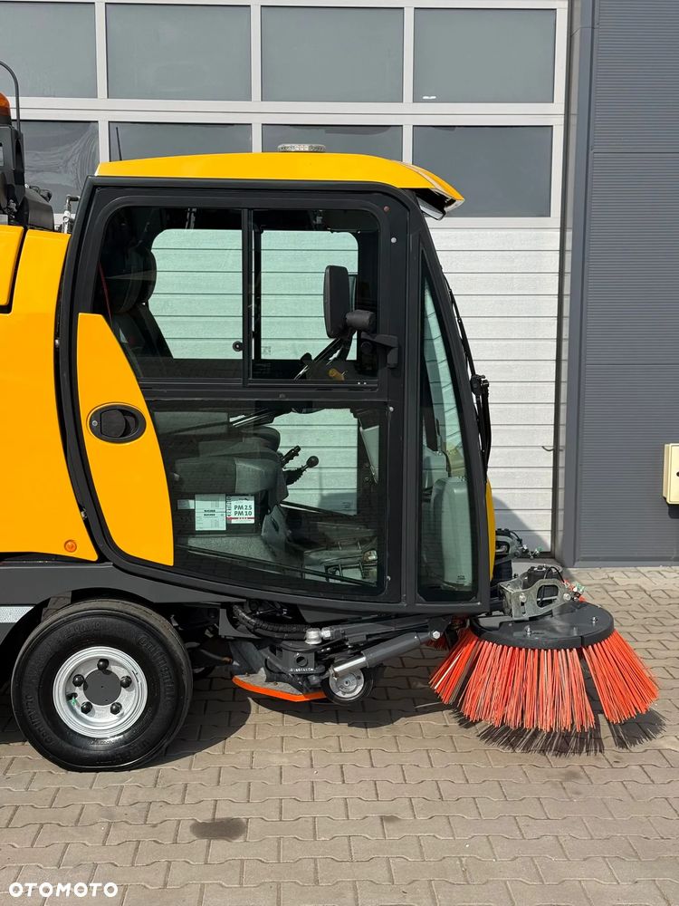 Inny Zamiatarka Johnston Bucher C202 // 2021 r. - 17