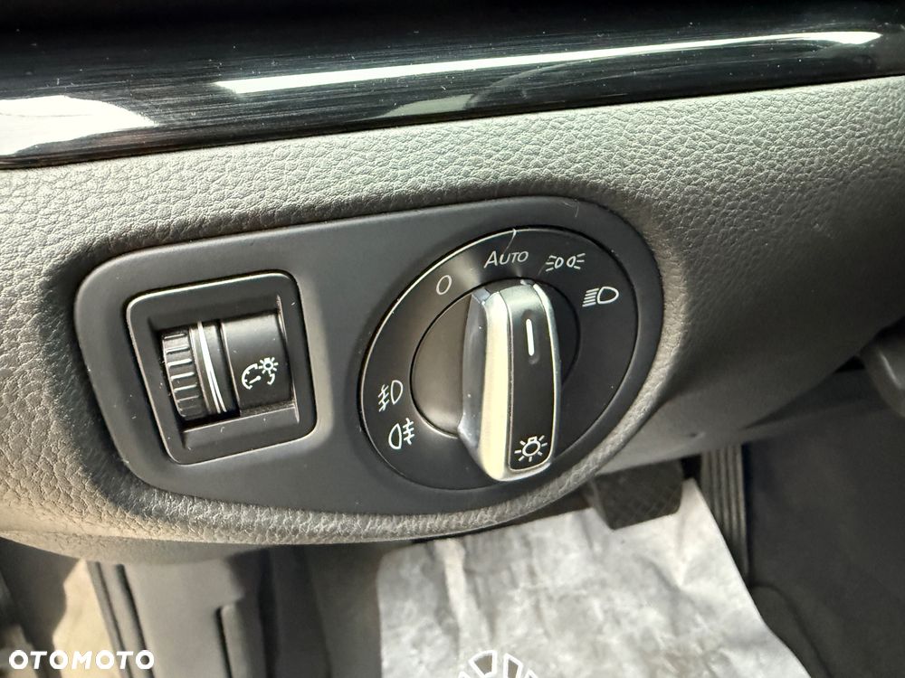 Seat Alhambra 2.0 TDI Ecomotive DSG Style Viva - 24