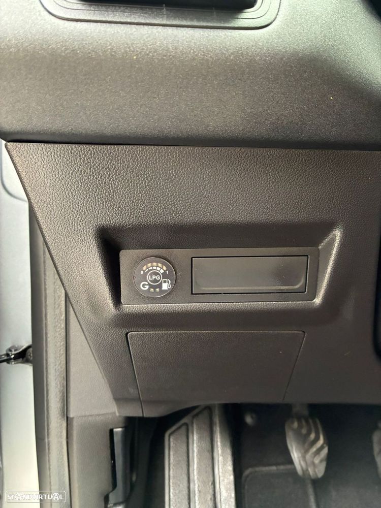 Renault Captur 1.0 TCe Exclusive Bi-Fuel - 9