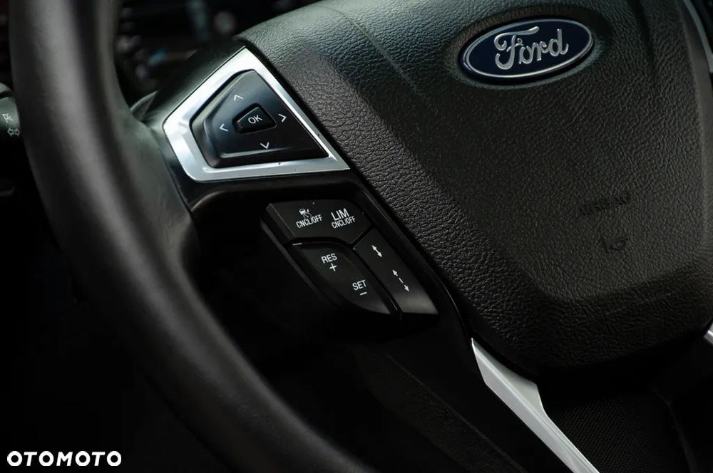 Ford Edge 2.0 TDCi Bi-Turbo 4x4 ST-LINE - 37