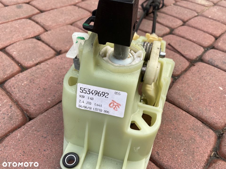 LEWAREK WYBIERAK ZMIANY BIEGÓW ALFA ROMEO 159 2.4 JTD 6 BIEGÓW - 3