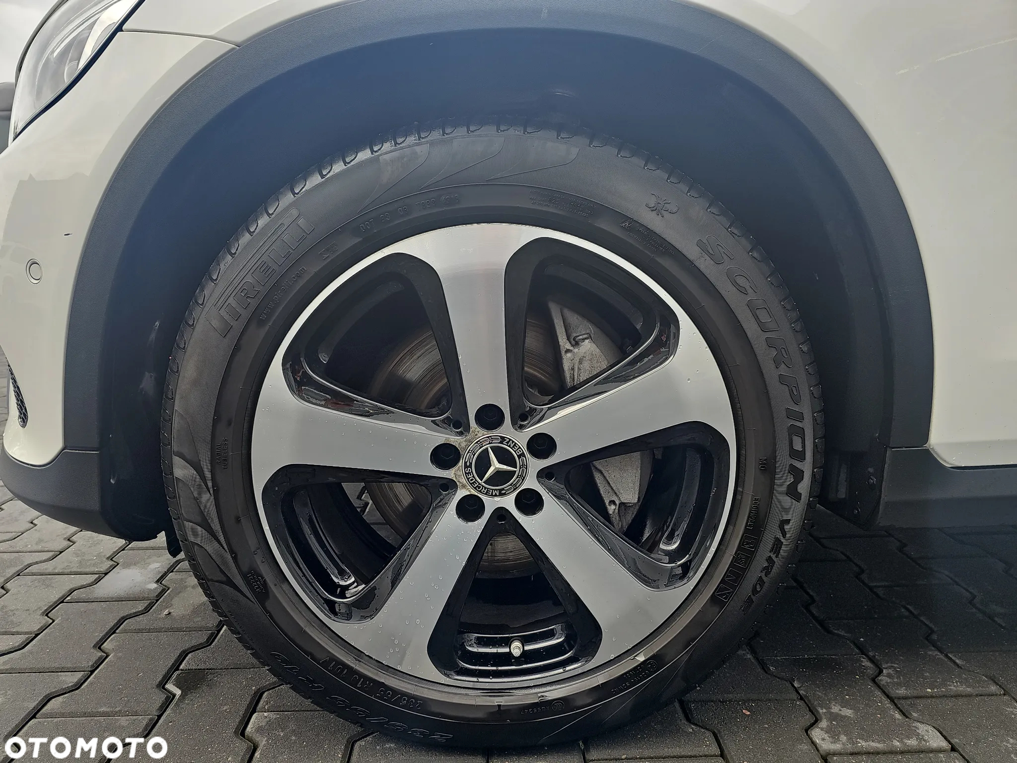 Mercedes-Benz GLC 220 d 4-Matic - 9