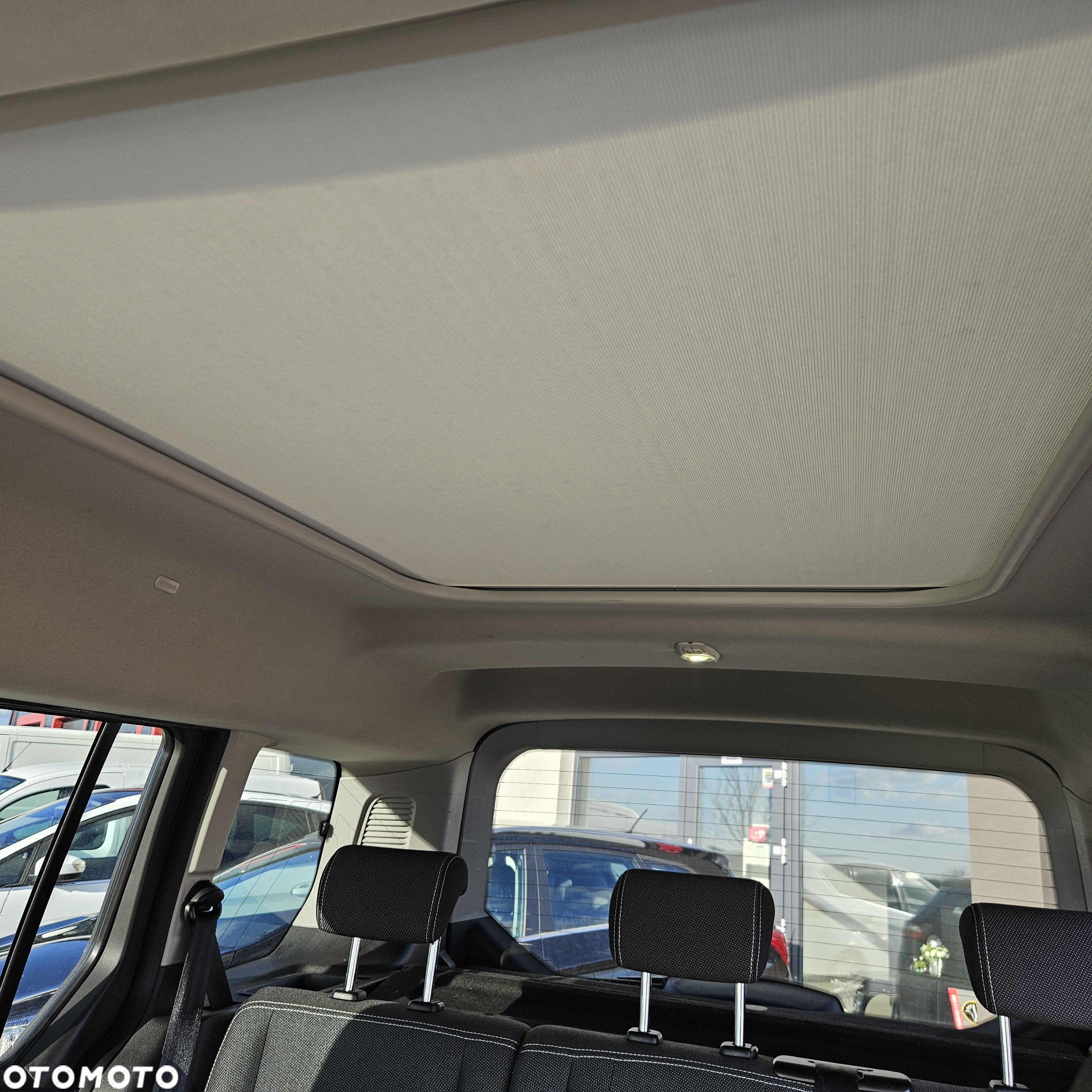 Ford Tourneo Connect 1.0 EcoBoost Start-Stop Titanium - 6