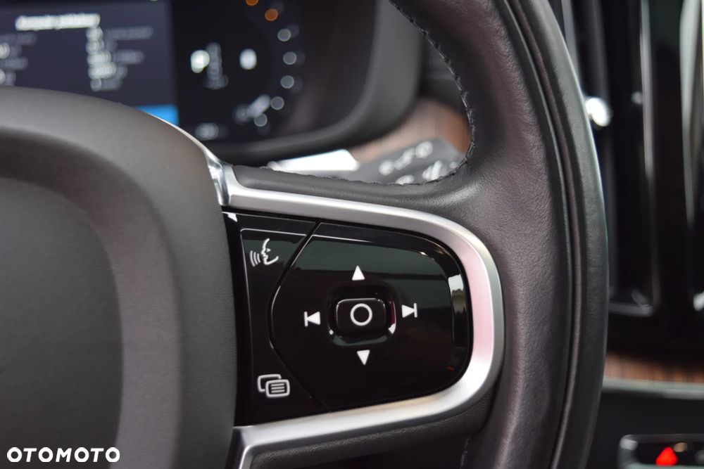 Volvo XC 60 B5 D AWD Geartronic Inscription - 24