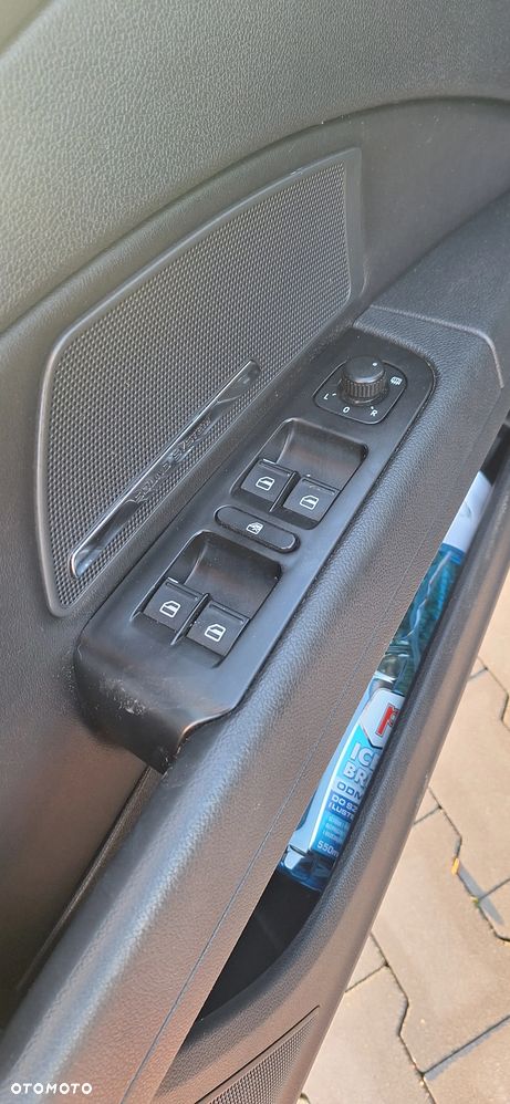 Skoda Superb 2.0 TDI Elegance DSG - 11