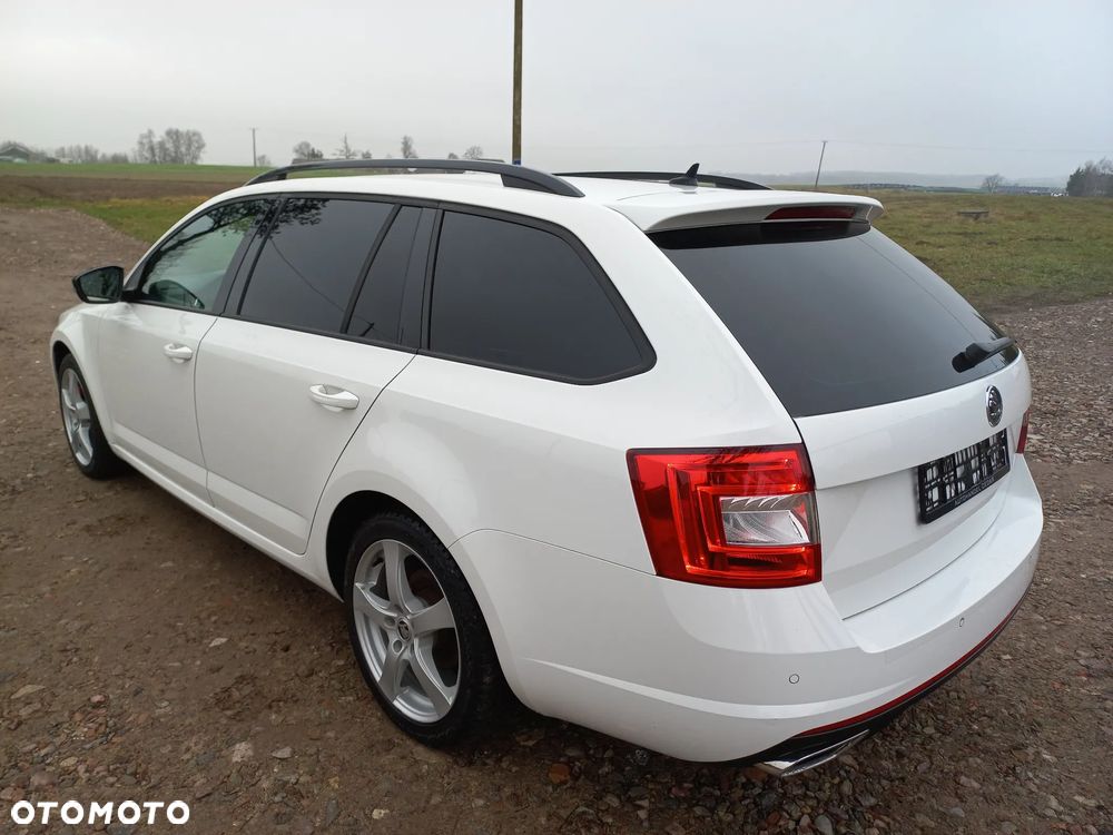 Skoda Octavia 2.0 TDI RS DSG - 3