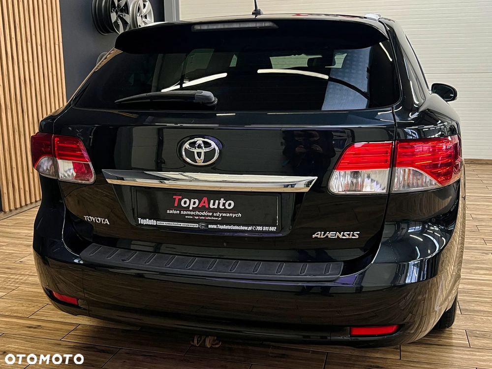 Toyota Avensis 1.8 Premium - 8
