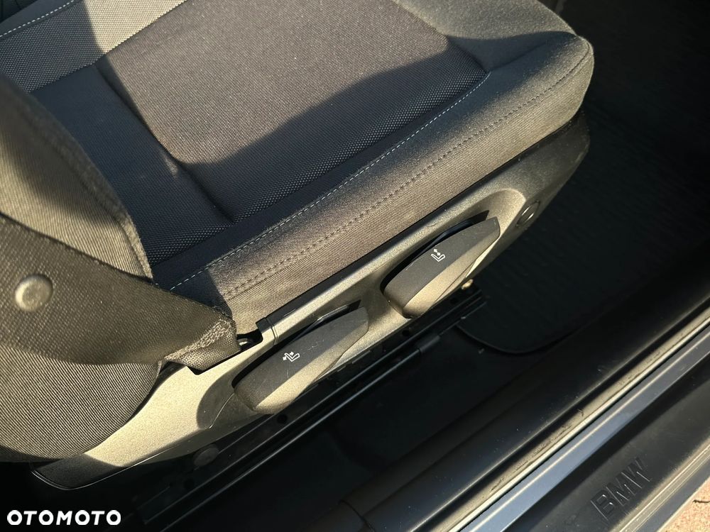 BMW Seria 1 116d Urban Line - 29