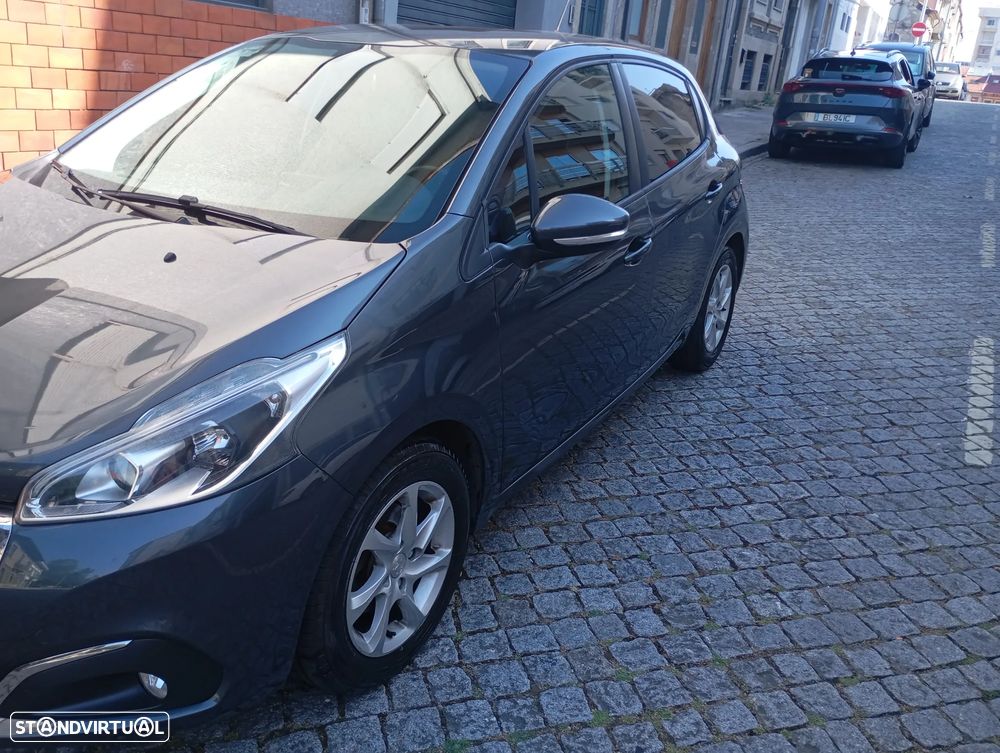 Peugeot 208 1.4 HDi Active - 7