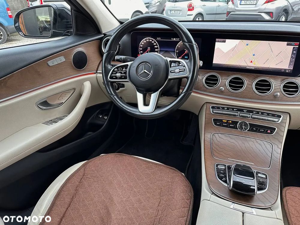 Mercedes-Benz Klasa E 300 de 9G-TRONIC - 10