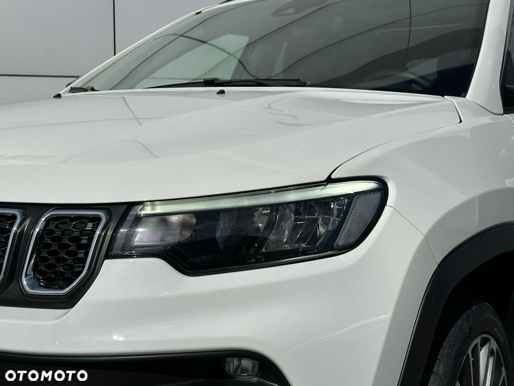 Jeep Compass - 4