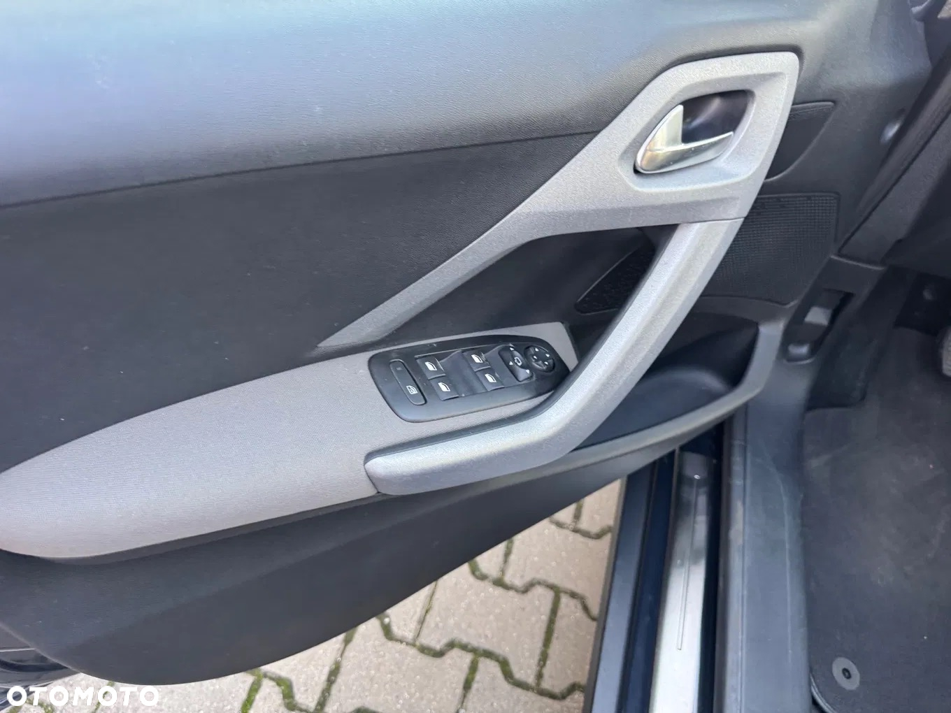 Peugeot 2008 1.2 Pure Tech Active S&S - 28