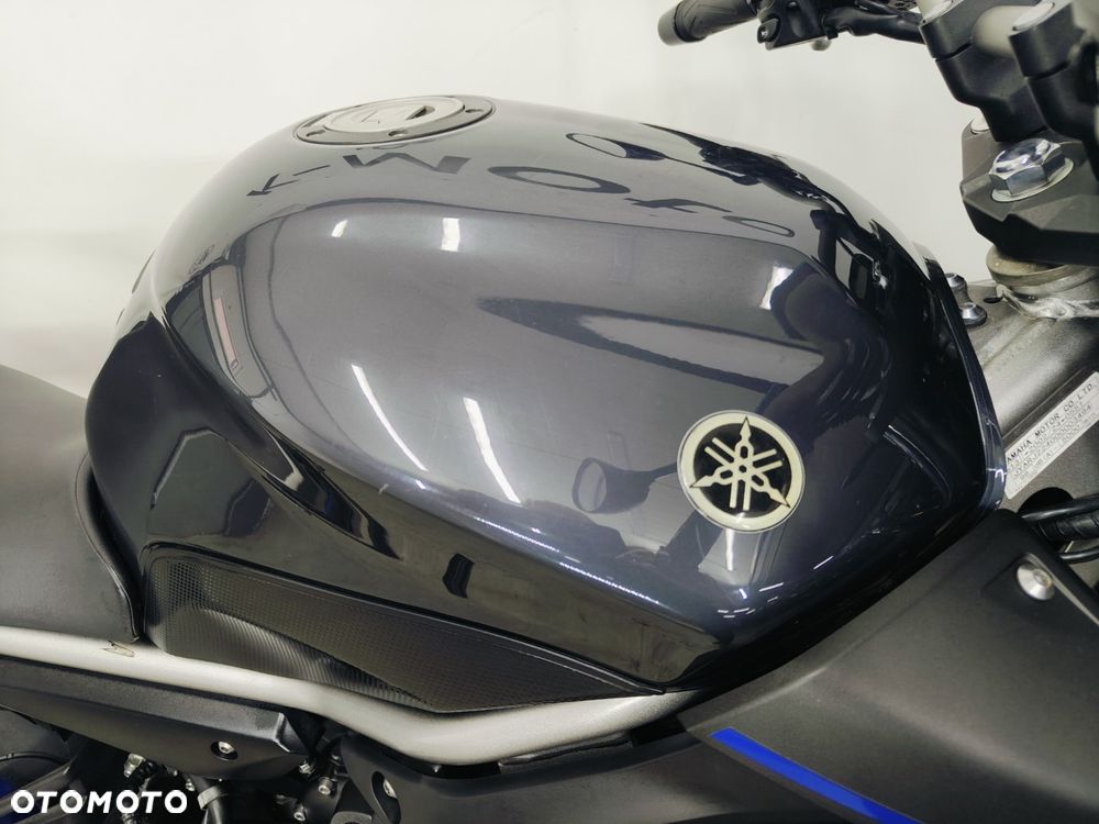 Yamaha XJ - 7