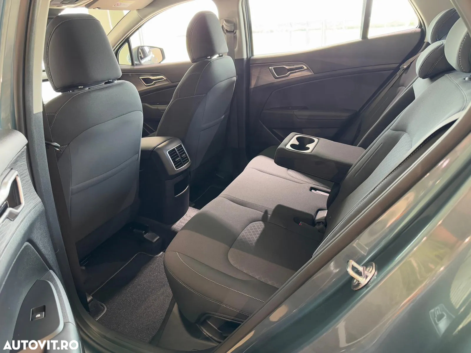 Kia Sportage 1.6 T-GDI 6MT 4x2 Urban - 9
