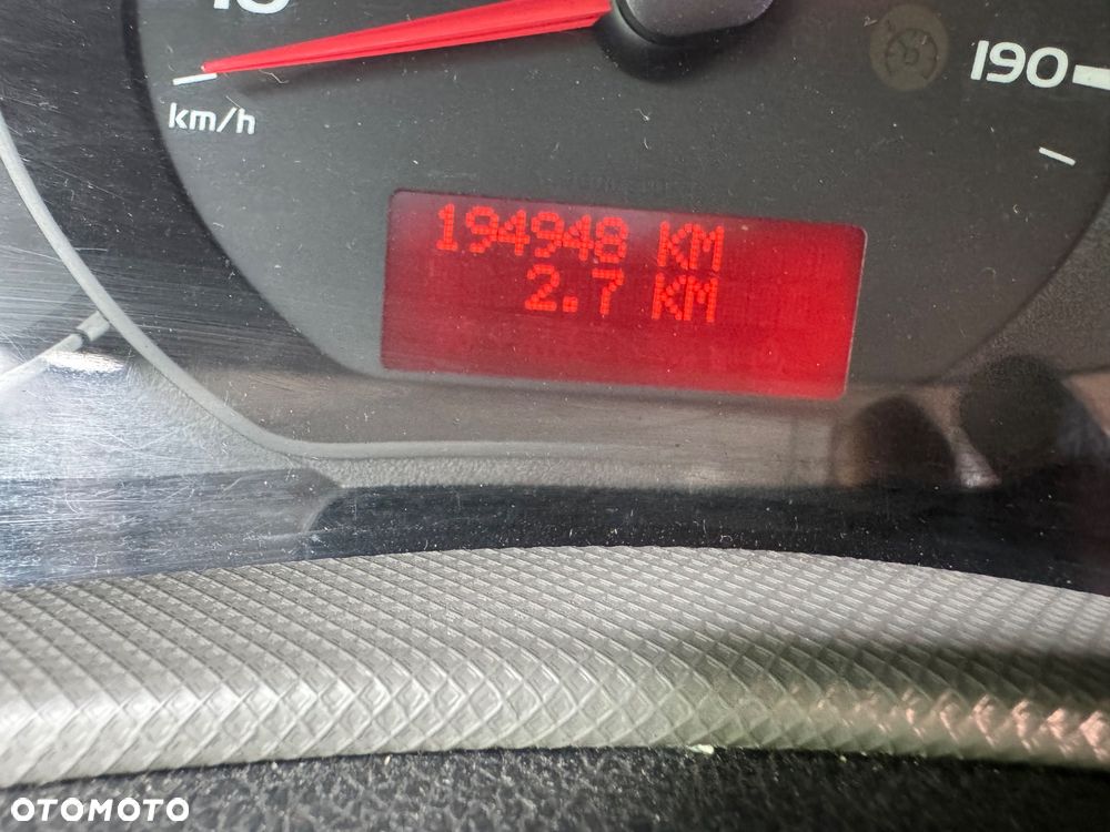 Renault Master 2016 KLIMA Serwis ASO Navi R-Link L1H1 Nowe Opony Michelin z Wojska FR - 15