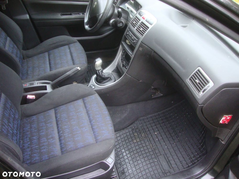 Peugeot 307 2.0 HDi - 10