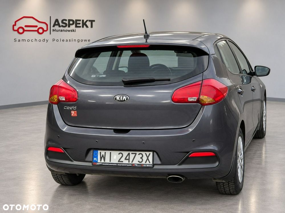 Kia Ceed - 14