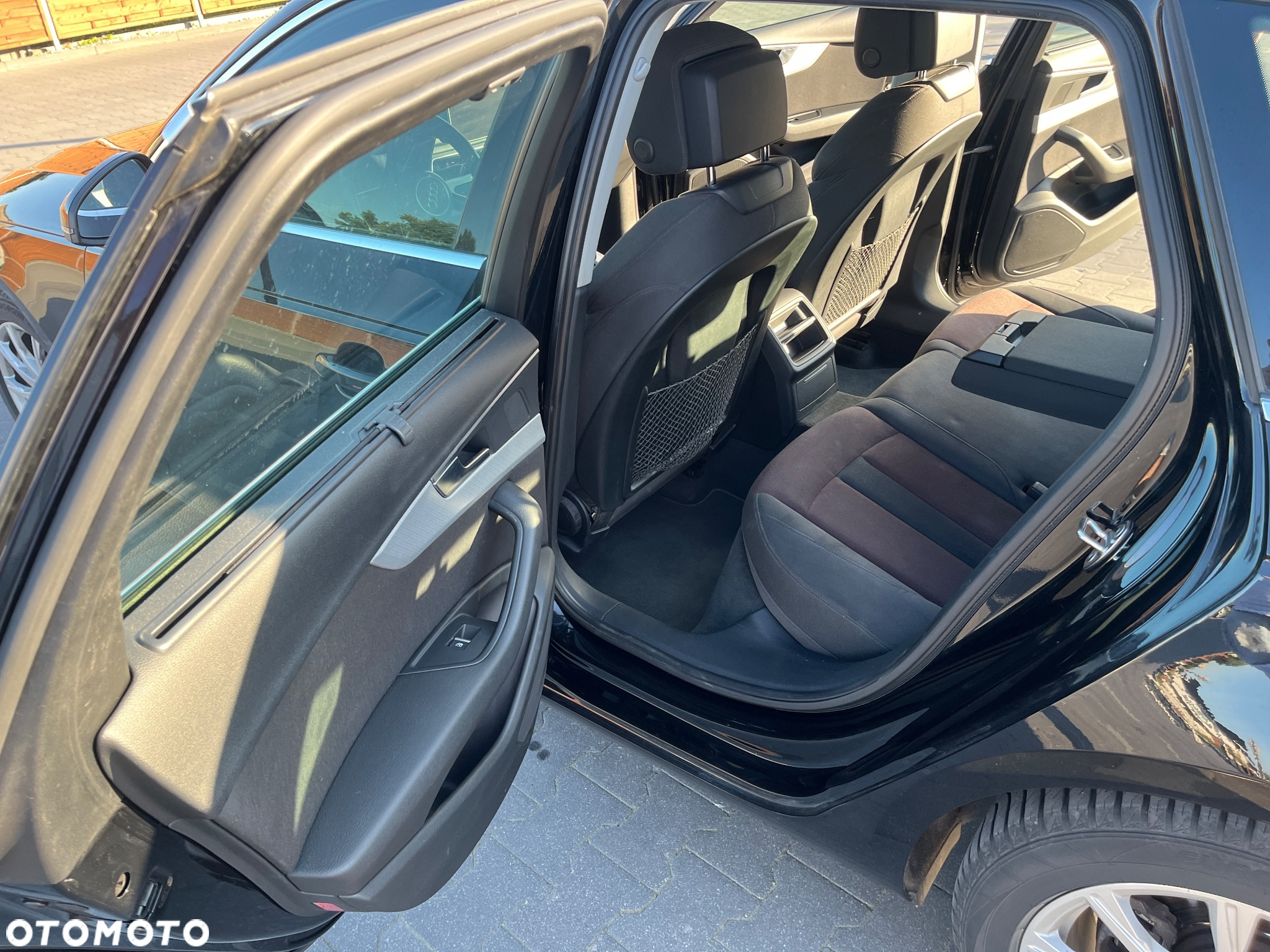 Audi A4 2.0 TDI Quattro Design S tronic - 15