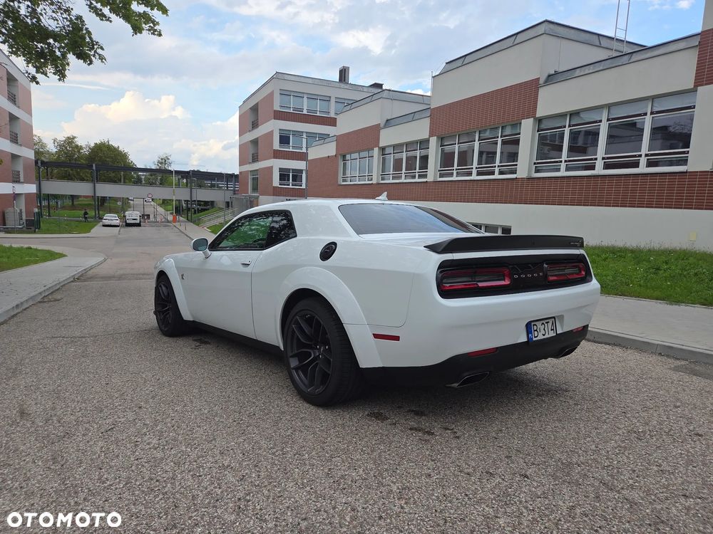 Dodge Challenger 6.4 Scat Pack Widebody - 5