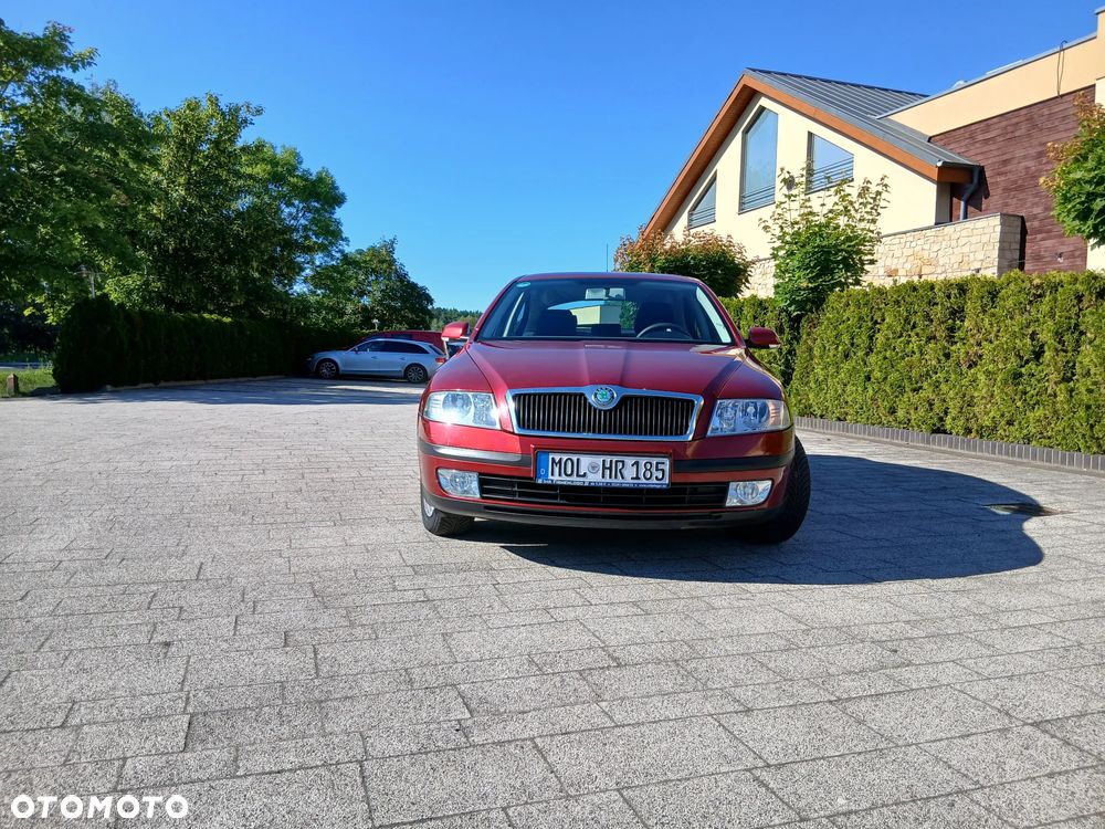 Skoda Octavia 1.6 Ambiente - 7