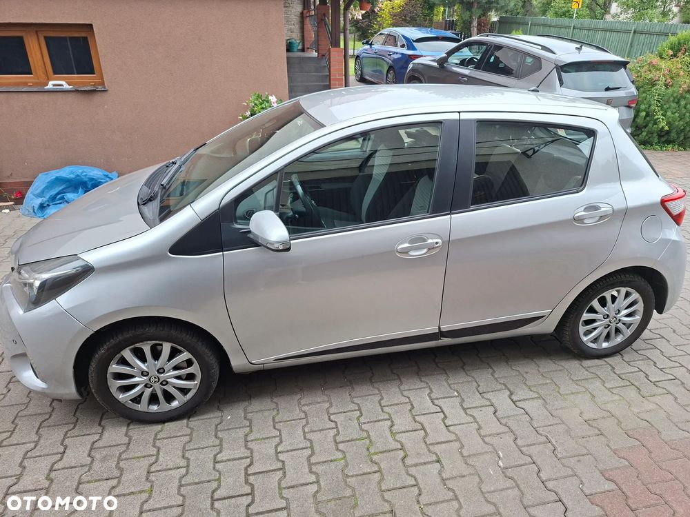 Toyota Yaris - 4
