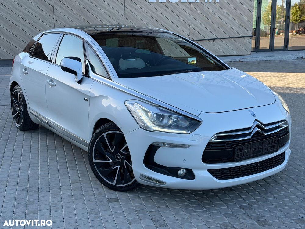 Citroën DS5 Hybrid4 EGS6 SportChic - 19