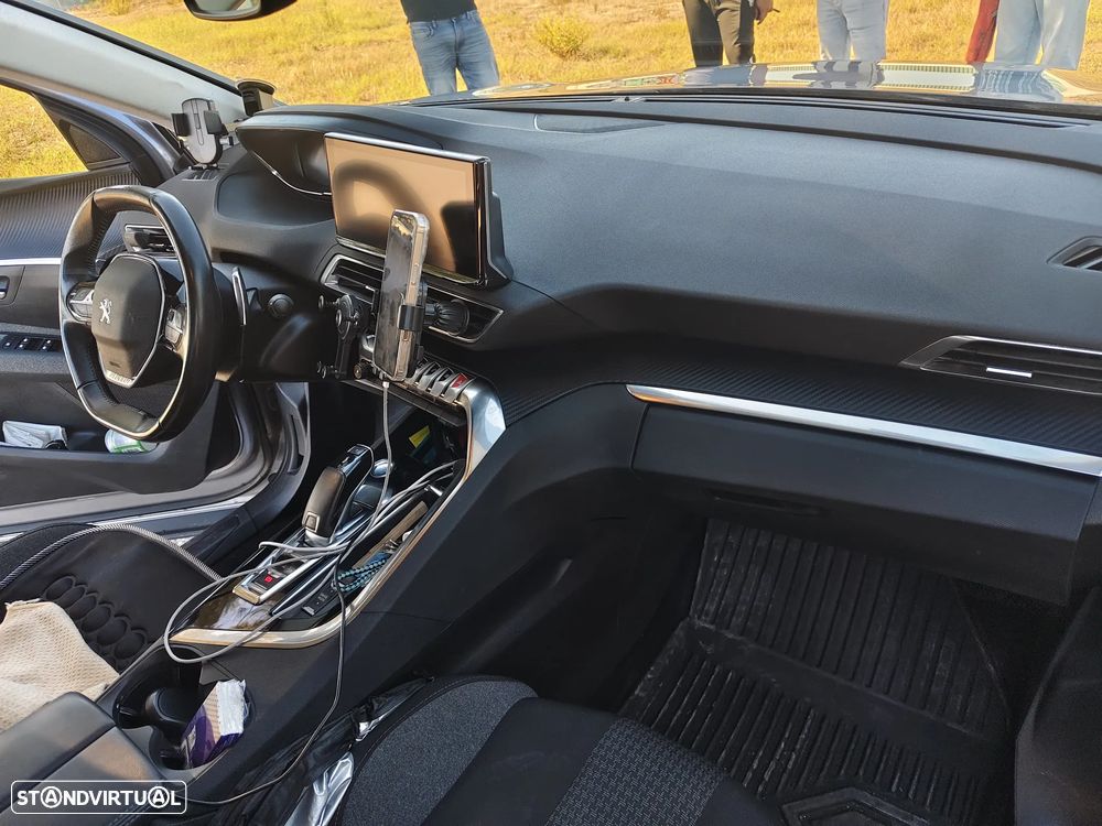 Peugeot 5008 - 5