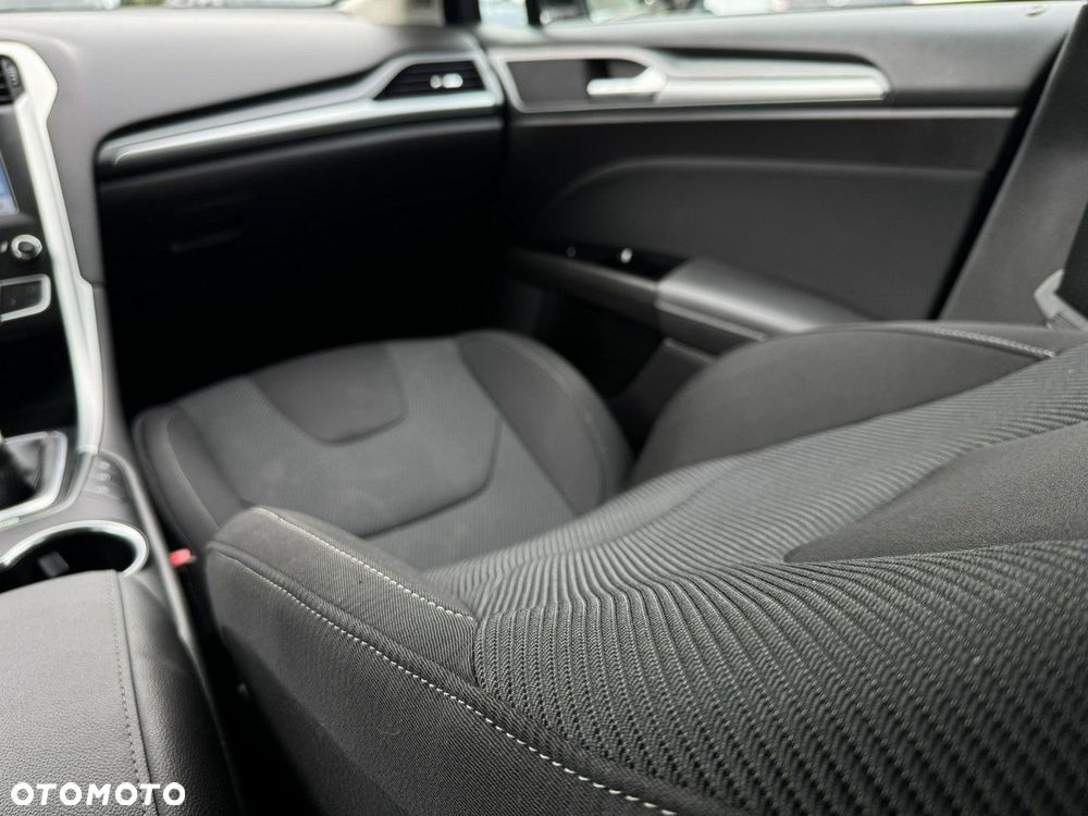 Ford Mondeo 2.0 TDCi Titanium - 25