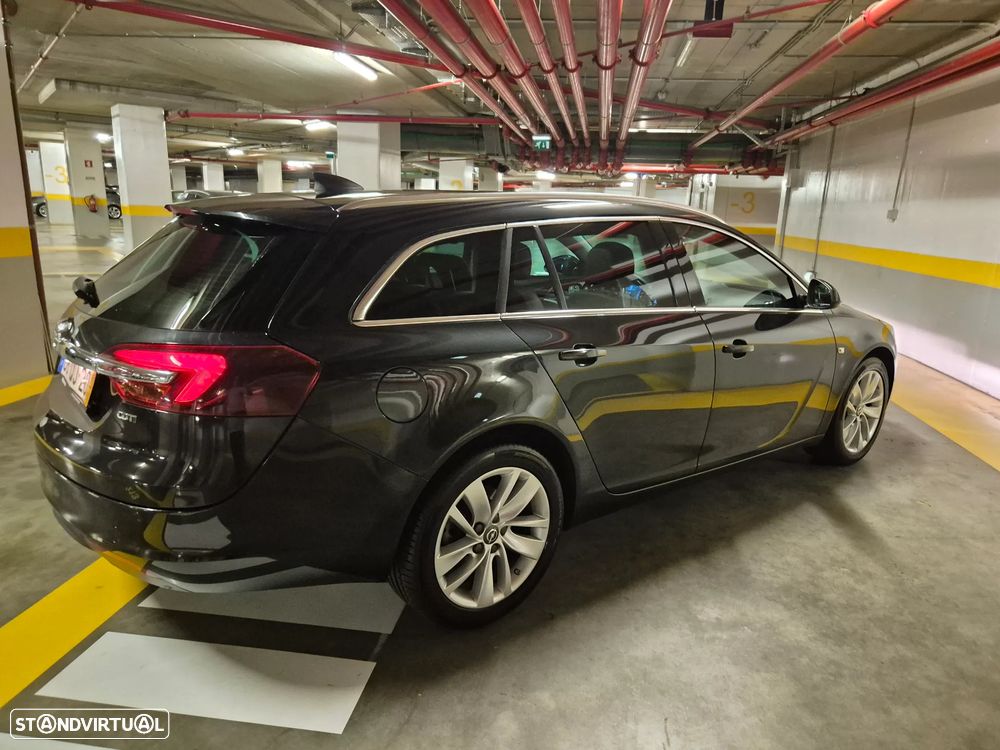 Opel Insignia Sports Tourer 1.6 CDTi Cosmo S/S — fotografia 11